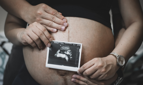 international surrogacy agency